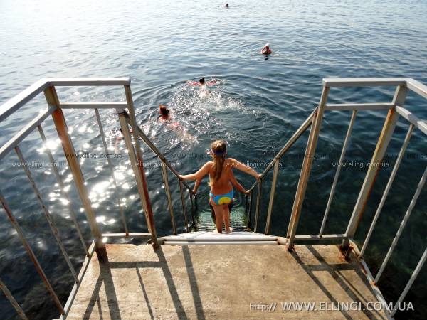 Эллинги Дельфин Семейный отдых в Крыму жилье у моря Алушта